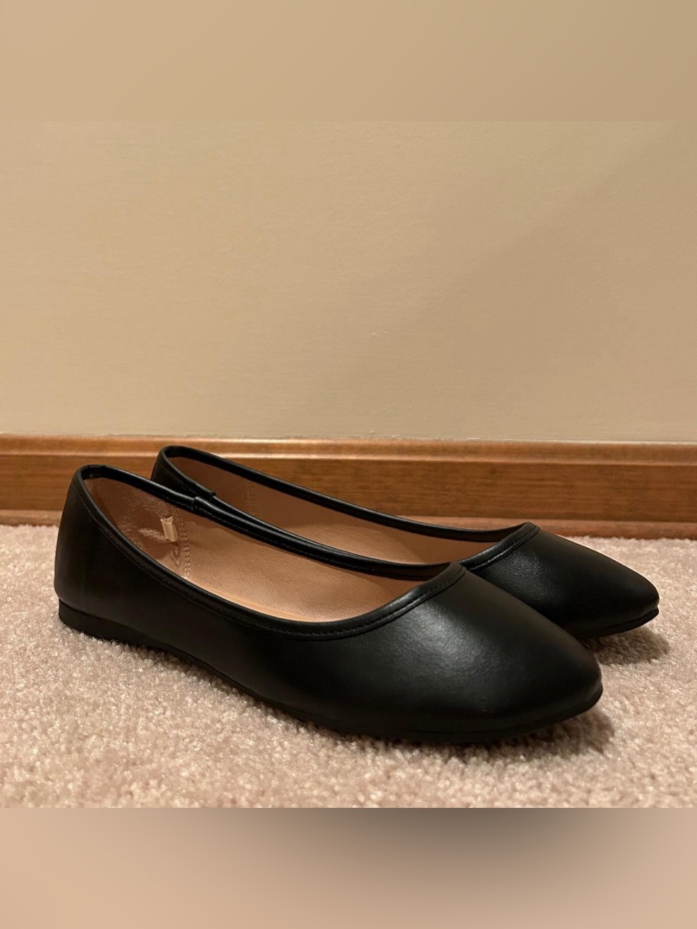 Universal Threads Women’s Black Ballet Flats